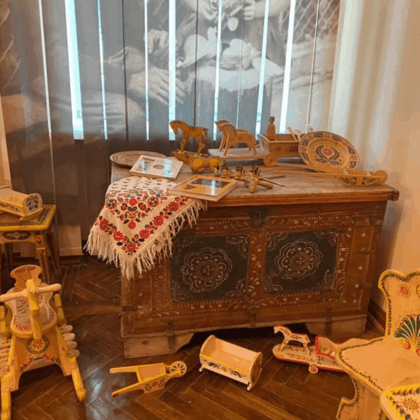 Музей Яворівського розпису: кольори, що живуть у традиції
