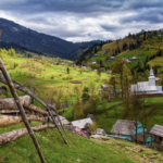 Синевирська Поляна: природа та маршрути карпатського села
